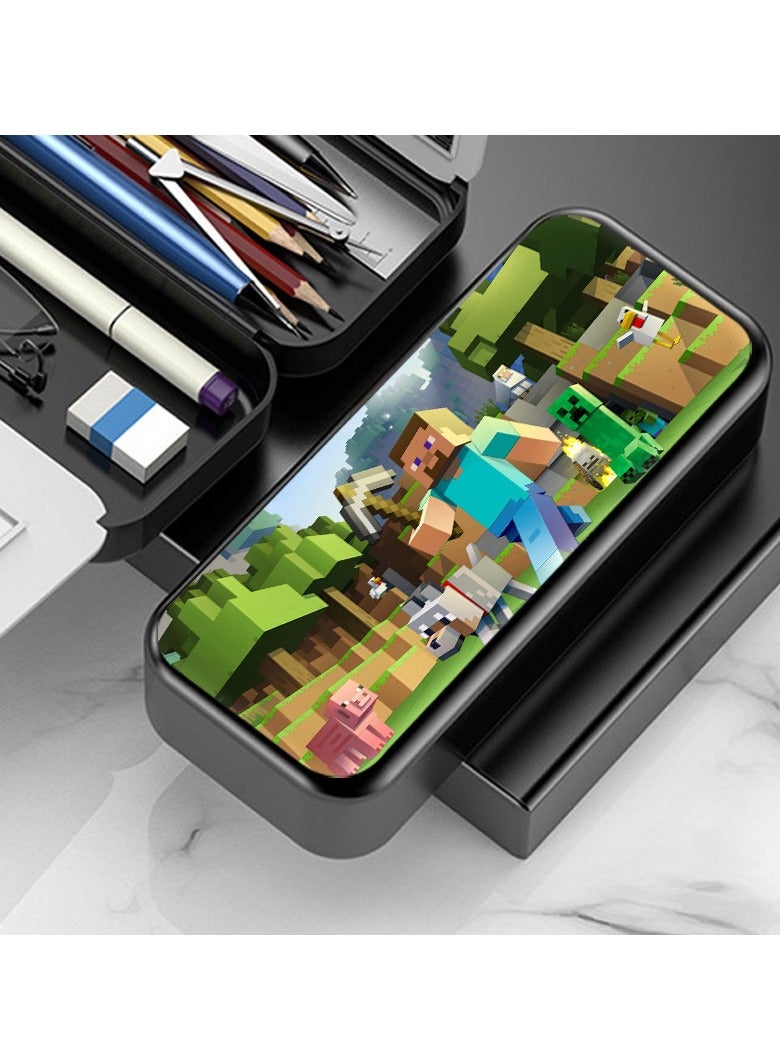 عام حافظة أقلام Minecraft هي حقيبة لوازم مدرسية متعددة الوظائف مصممة للأطفال. تتميز بسعة كبيرة لتخزين الأقلام واللوازم المدرسية الأخرى. تصميمها يتناسب مع موضوع Minecraft، مما يجعلها جذابة لمحبي اللعبة. تعتبر خيارًا ممتازًا لتنظيم أدوات المدرسة بشكل عملي وممتع.