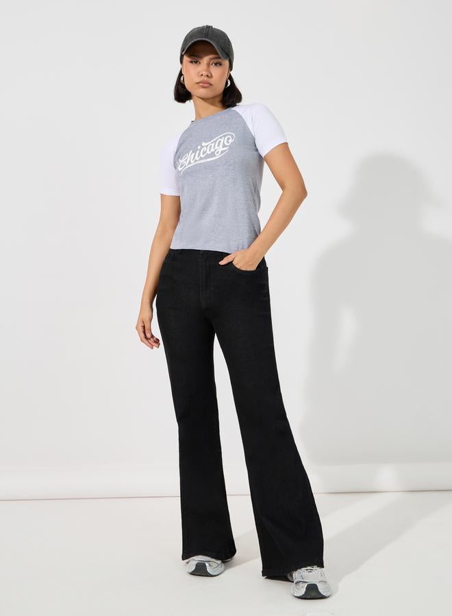 Styli Cotton Stretch Color Block Chicago Slogan Fitted T-Shirt  - Image 2