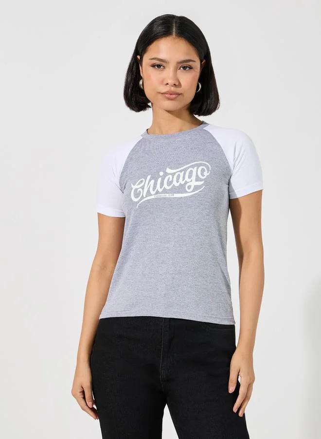 Styli Cotton Stretch Color Block Chicago Slogan Fitted T-Shirt