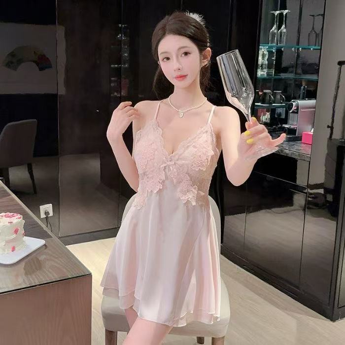 Women's Sexy Ice Silk Backless Lace Camisole Nightgown with Pads - Image 5