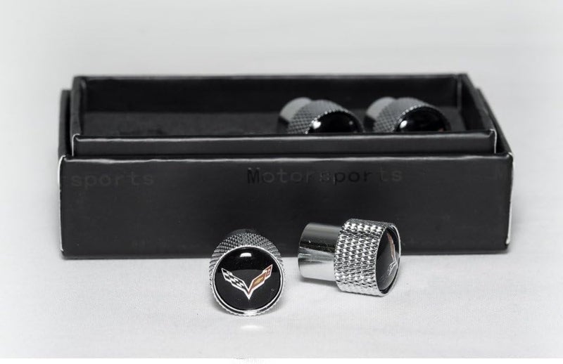 SR1 Performance غطاء صمامات الألمنيوم بشعار الأعلام المتقاطعة لكورفيت/كامارو C7 من ويست كوست - مجموعة من 4 - Image 2