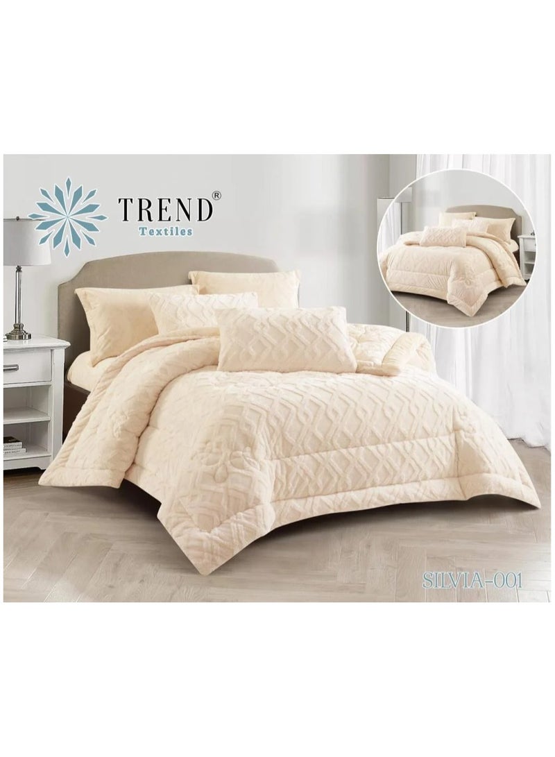 طقم مفرش VIP شتوي مخمل كريمي نفرين 6 قطع