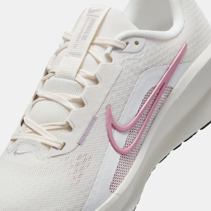 Nike Women's Downshifter 13 Road Running Shoes