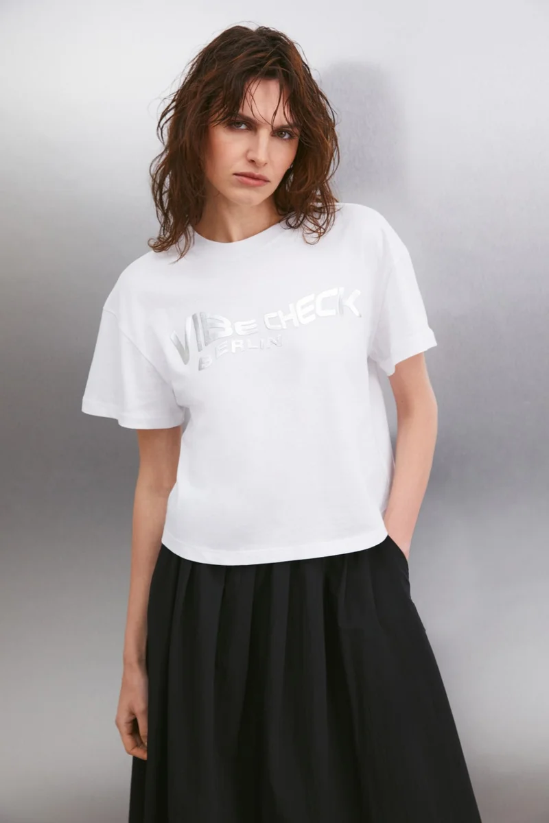 جريميلانج Tulip Women's Crew Neck Short Sleeve Silver Foil Printed White T-Shirt