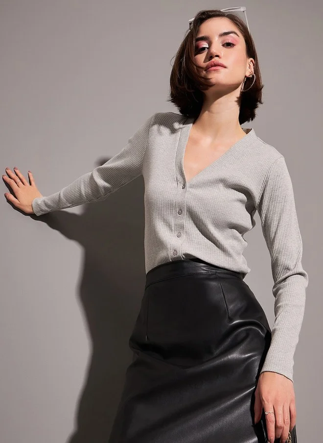 SASSAFRAS Ribbed V-Neck Crop Top for Women