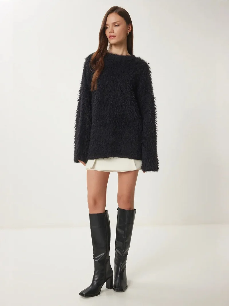 Lovely Istanbul ISTANBUL Oversized Plush Sweater