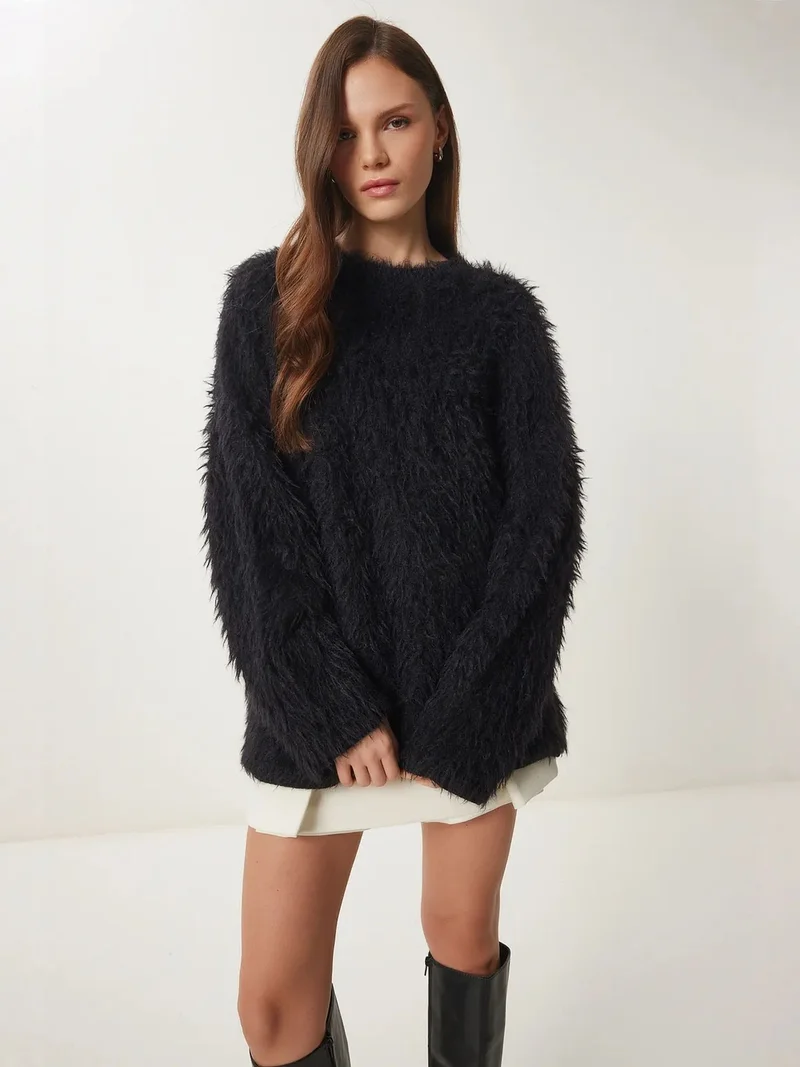 Lovely Istanbul ISTANBUL Oversized Plush Sweater