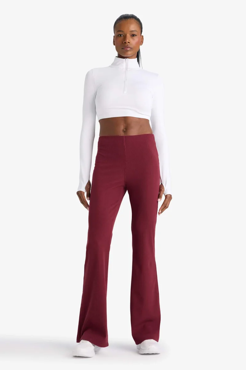 ديفاكتو Flare Flare Ribana Trousers