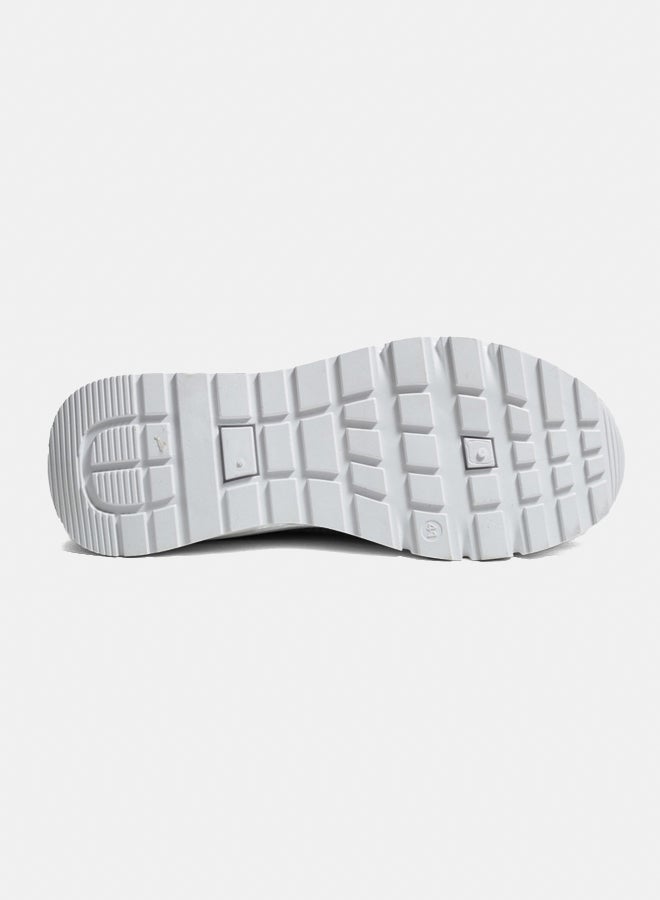 now High Top Sneaker - Image 5