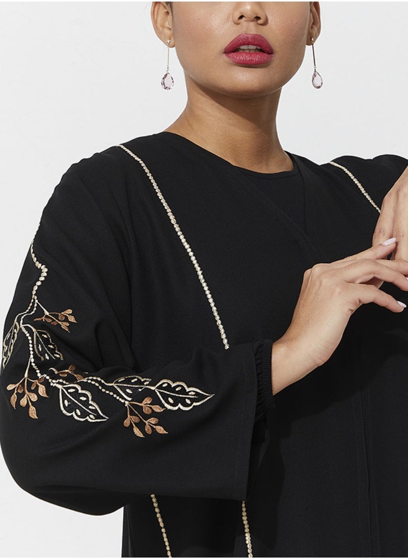 Rosette Abaya Abaya with Brown design with wide sleeves  - Image 3