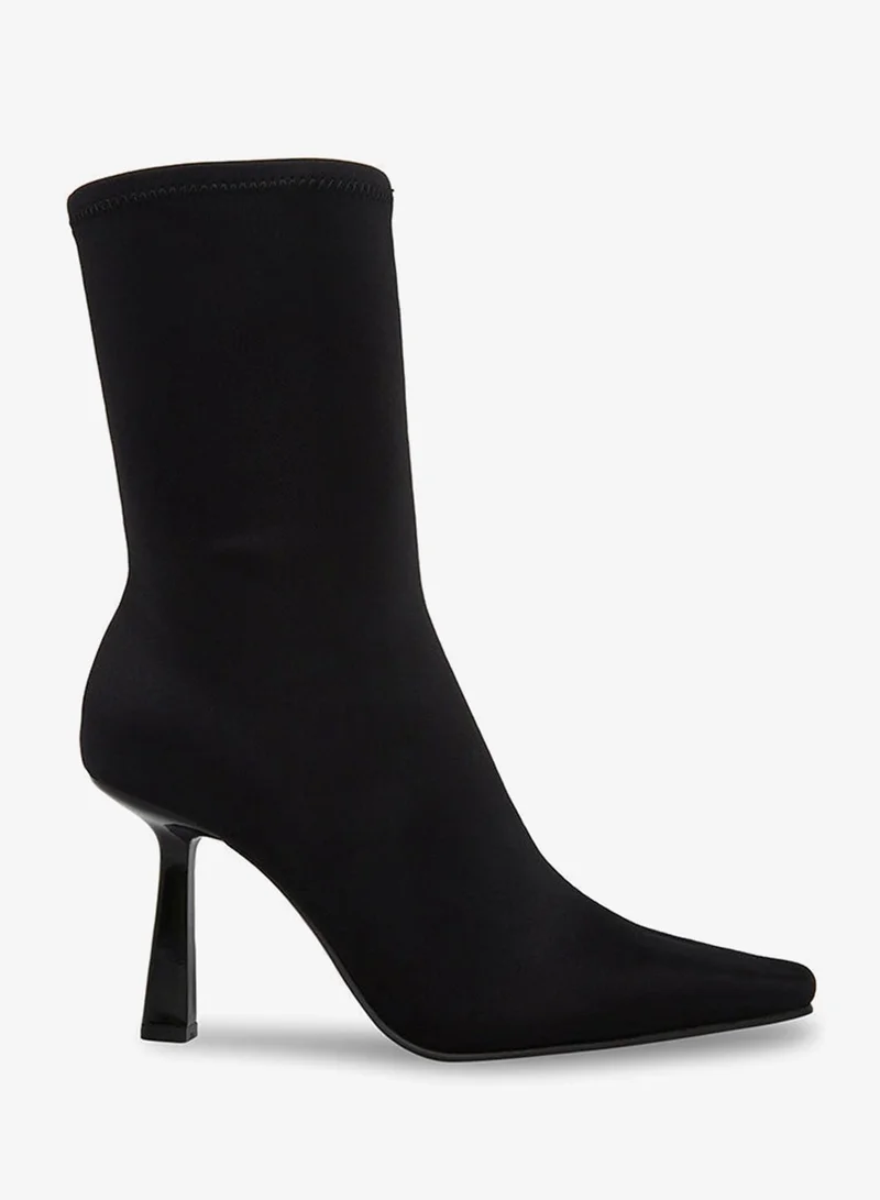 STEVE MADDEN  Steve madden vakay black paris women's booties for Women | Best Price UAE