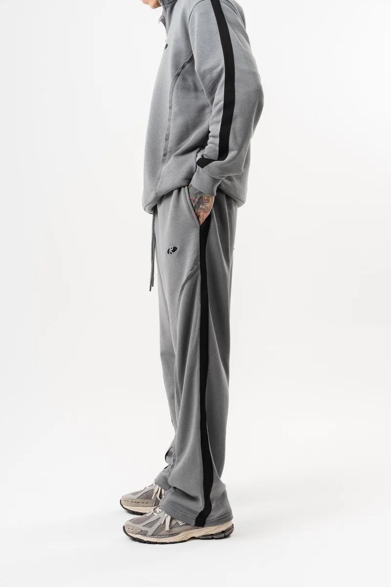 RESPIRE Men's Rough Stitch Detail Diagonel Baggy Sweatpants Grey
