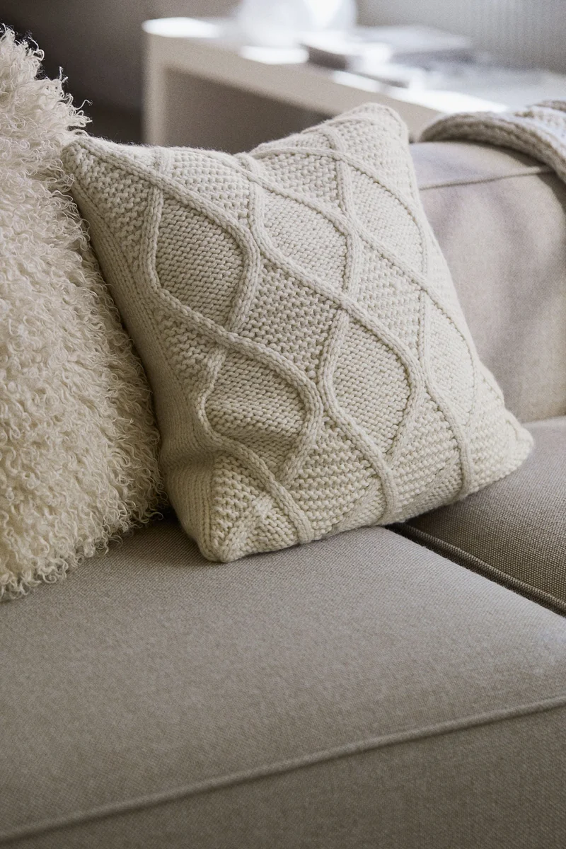 H&M Knitted cushion cover