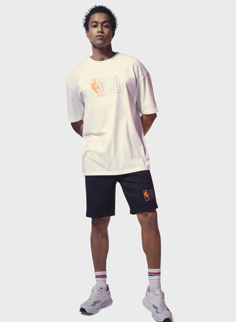 ديفاكتو تي شيرت Defactofit NBA Wordmark مقاس كبير