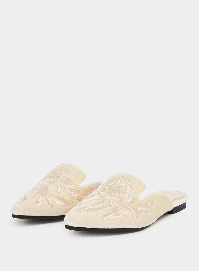 Styli Beige Embroidered Velvet Mules - Image 3