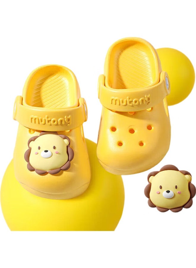 Shepherd Boy Mutong Children'S Slippers, Summer Boys' Sandals, Soft-Soled Girls' Cartoon Bath Shoes, Infant Home Shoes, Milk Dragon Green, Size 180 - Image 1