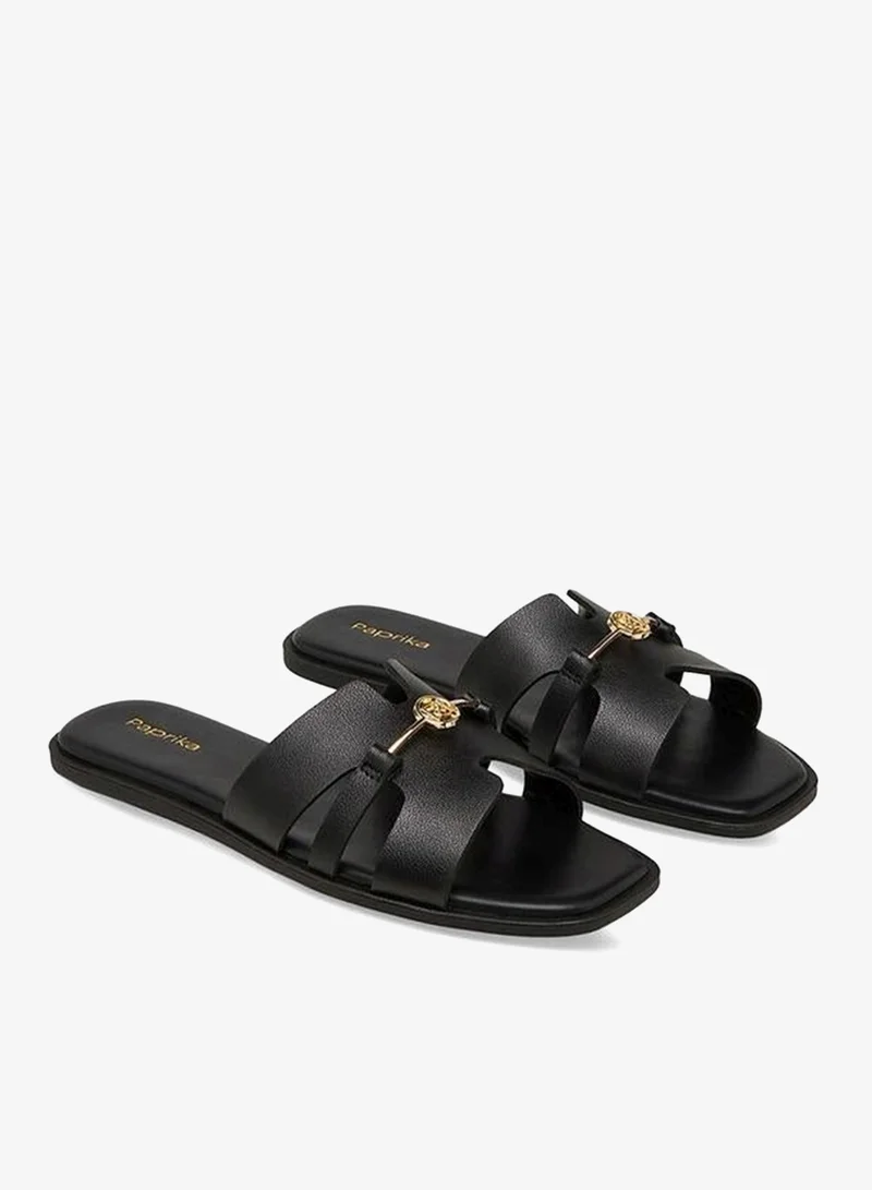 بابريكا صنادل نسائية مسطحة بلمسة معدنية