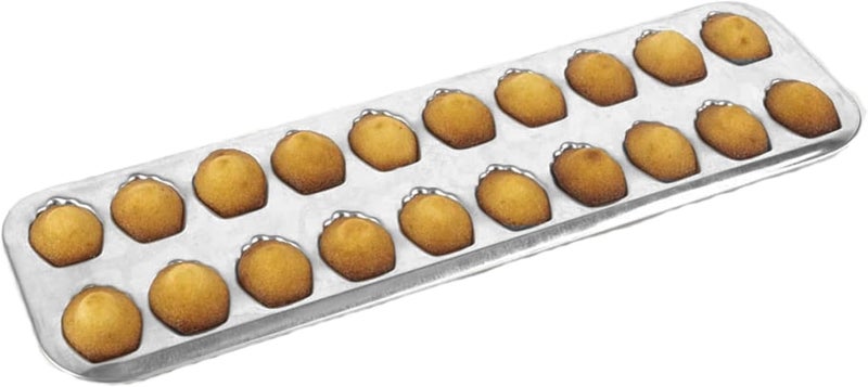 Gobel - Tinplate Madeleine Pan - 20 Madeleines - 15 9/16" x 4 15/16" x 1/2" - Image 1