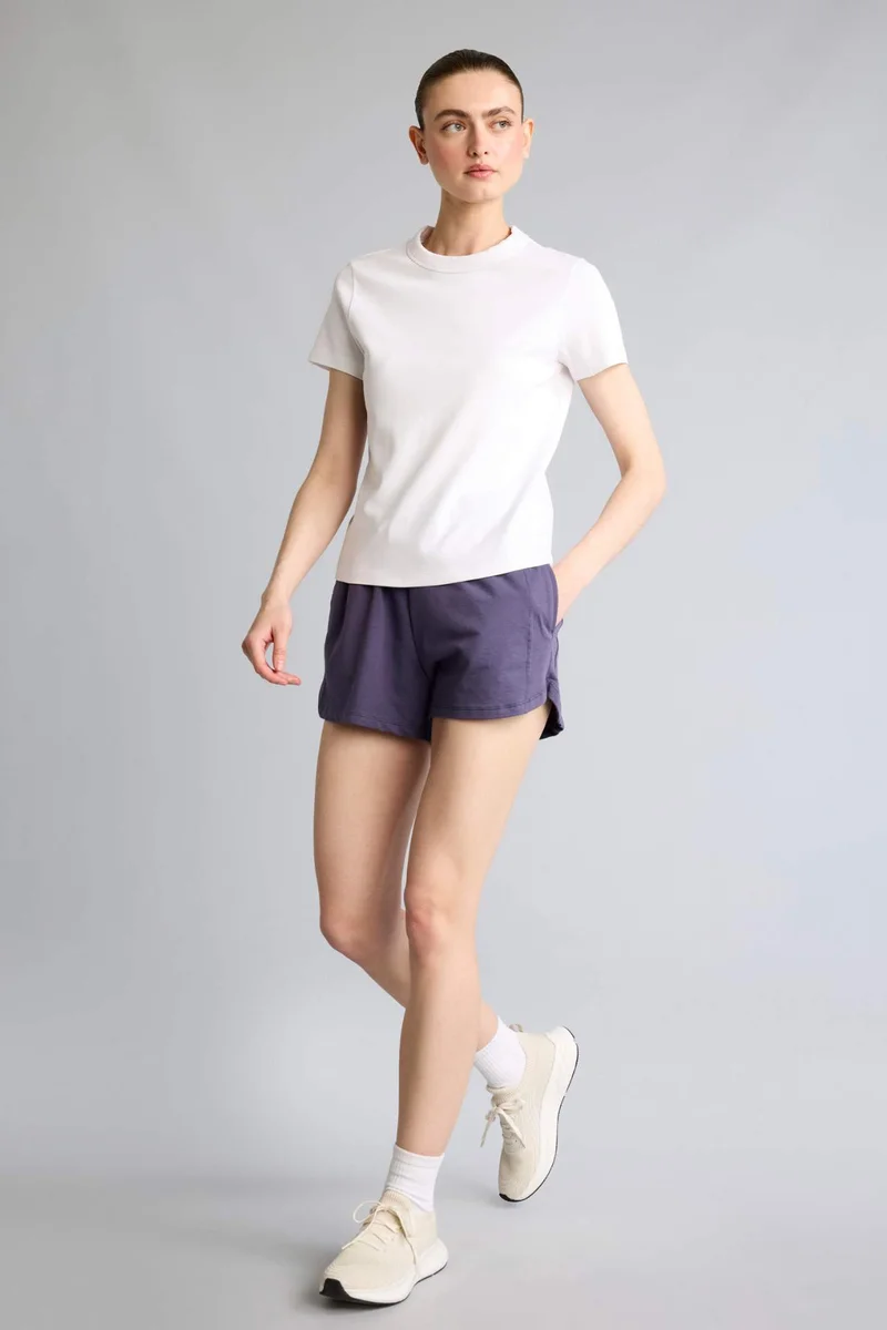 ديفاكتو Short Leg Shorts