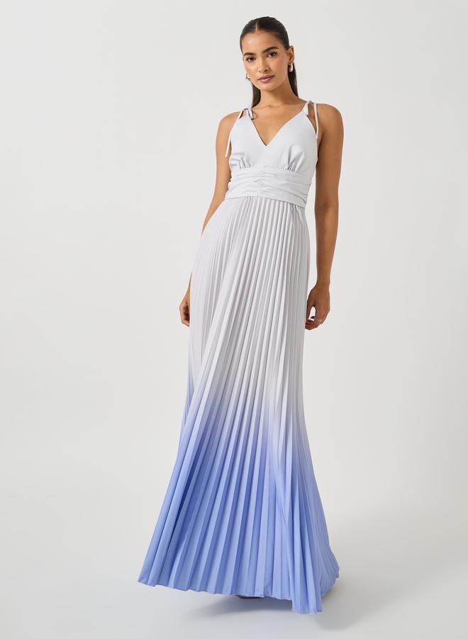 ستايلي فستان ماكسي بياقة على شكل حرف  وكسرات بتدرج لوني - Image 1