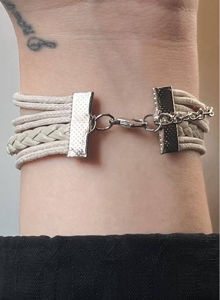 5esha Eiffel Tower Designed Multi Layer Leather Bracelet - Image 2