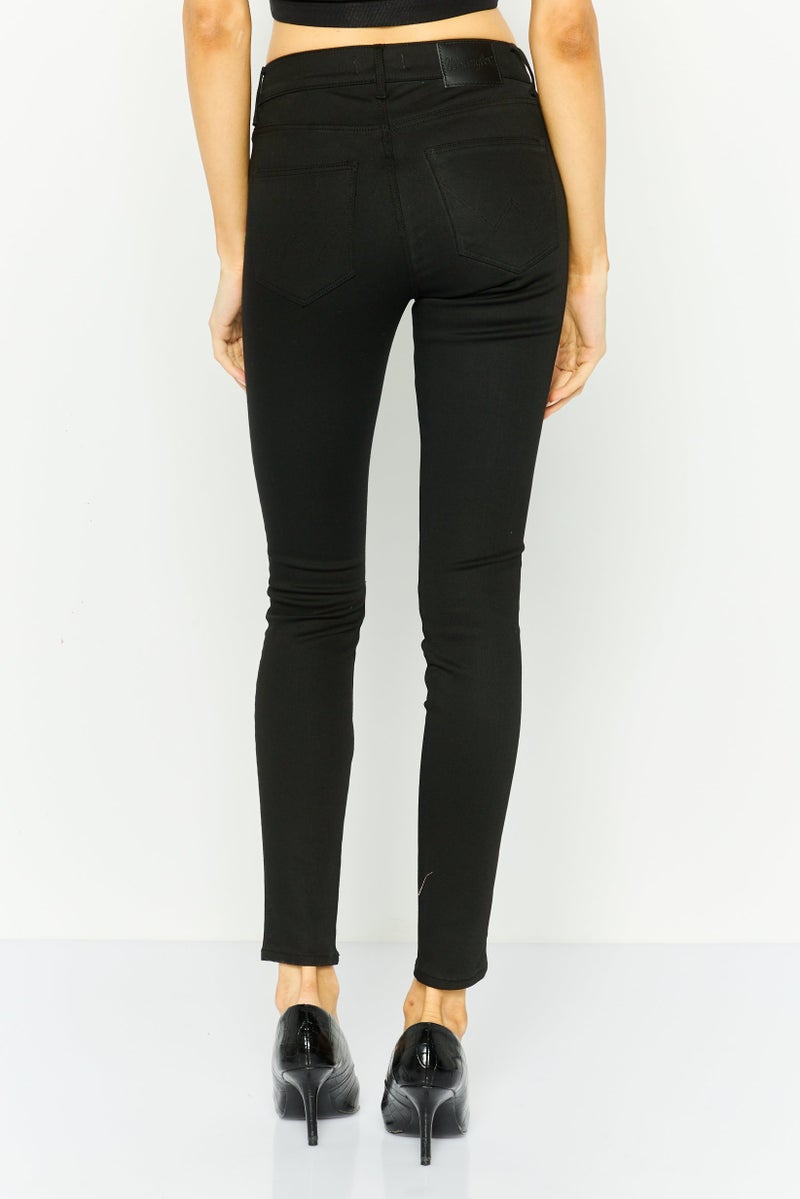 Wrangler Women Regular Fit High Rise Solid No Stretchable Jeans, Black - Image 2