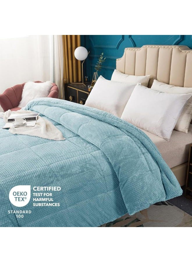KASENTEX Luxury Plush Sherpa Comforter Queen Size, Ultra Soft Cozy Reversible Faux Fur Machine Washable Bedding, Cloud Blue - Image 3