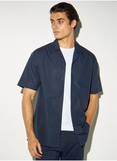 Iconic Solid Poplin Shirt with Short Sleeves and Button Closure