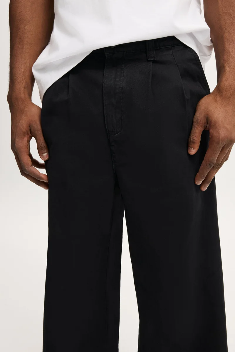 Cotton On  SUPER BAGGY PLEATED PANT for Men | Best Price UAE
