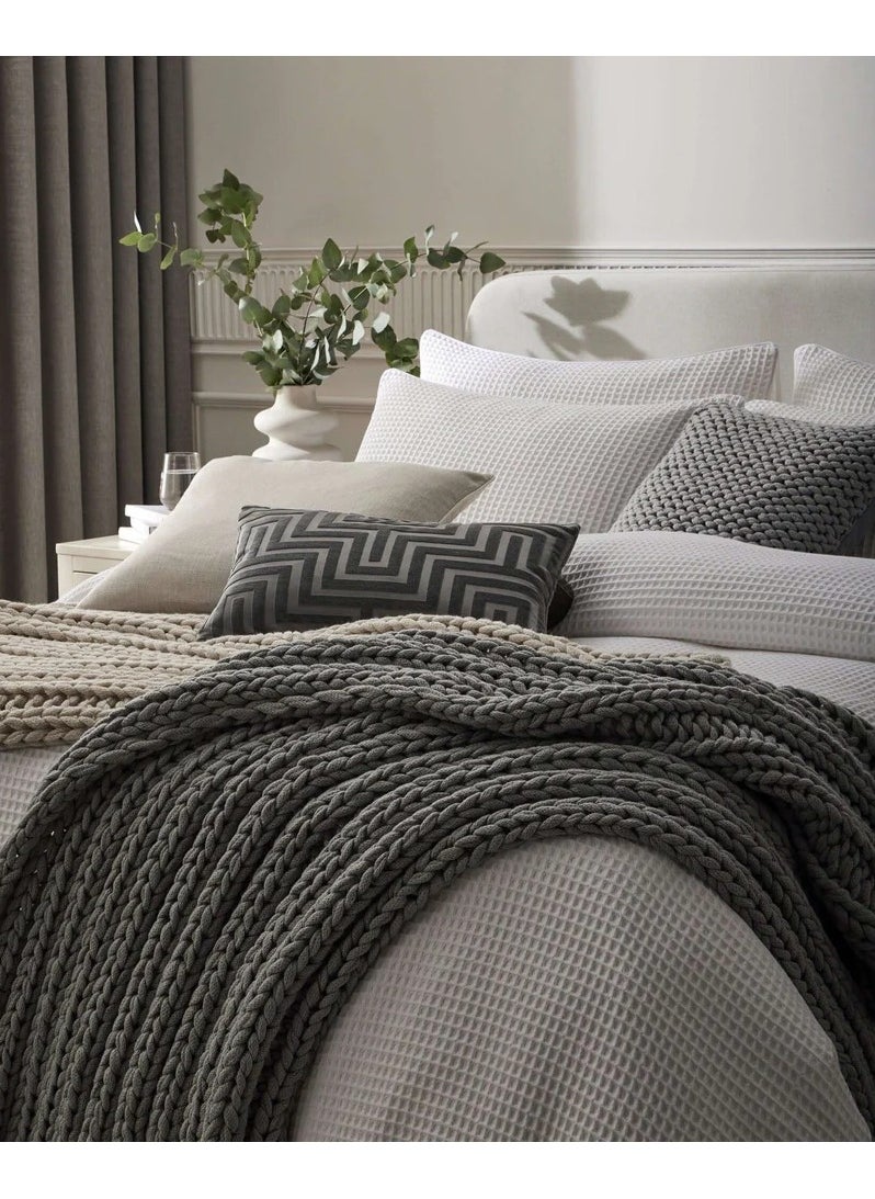 Malazhouse - Button Tufted Bed - MZBDN02-OFW-120cm - Image 1