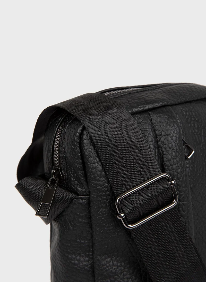 DeFacto Essential Crossbody Bag