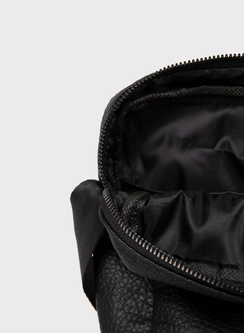 DeFacto Essential Crossbody Bag