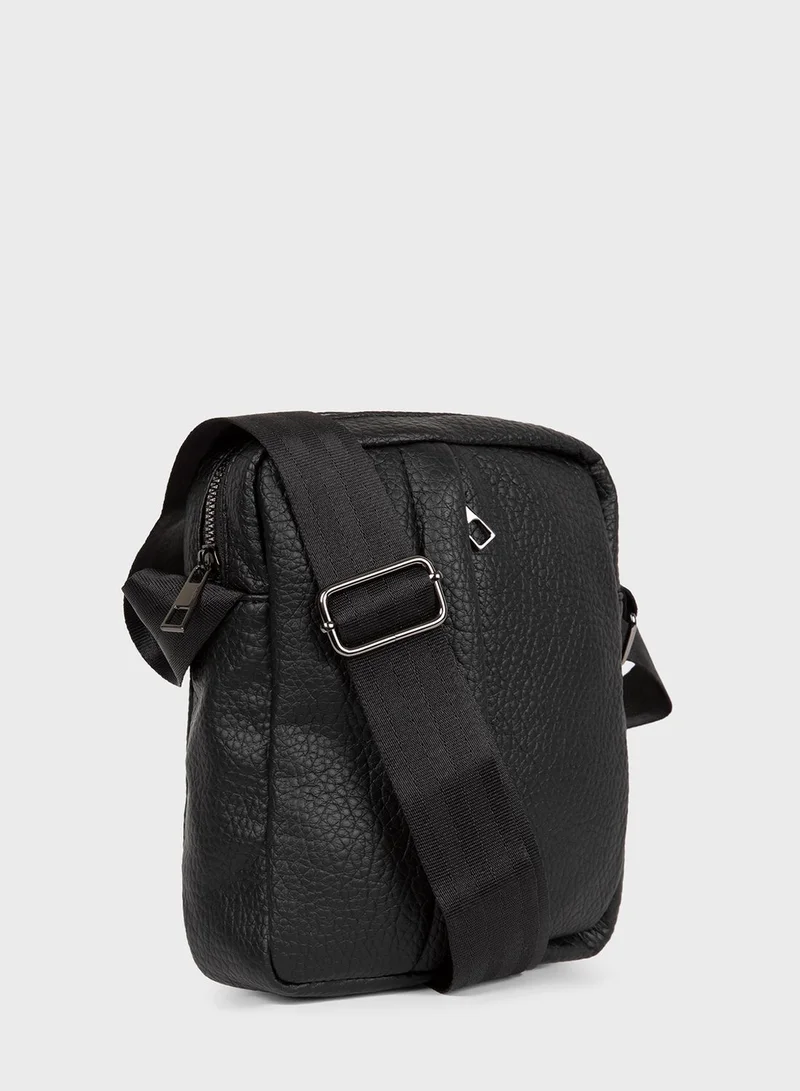 DeFacto Essential Crossbody Bag