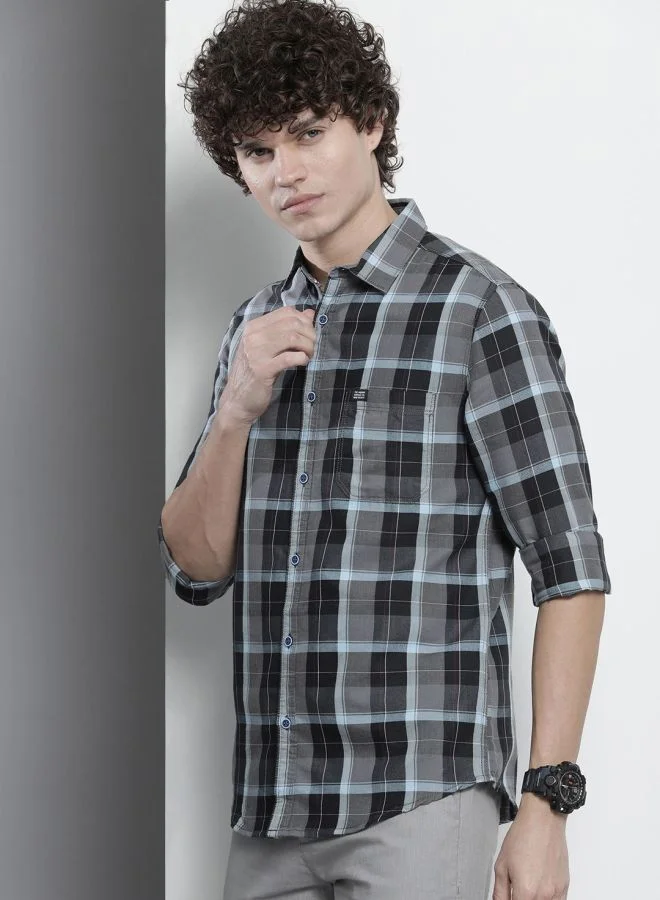 The Indian Garage Co Men Regular Fit Checkered Full Sleeves Cutaway Collar Casual Shirt