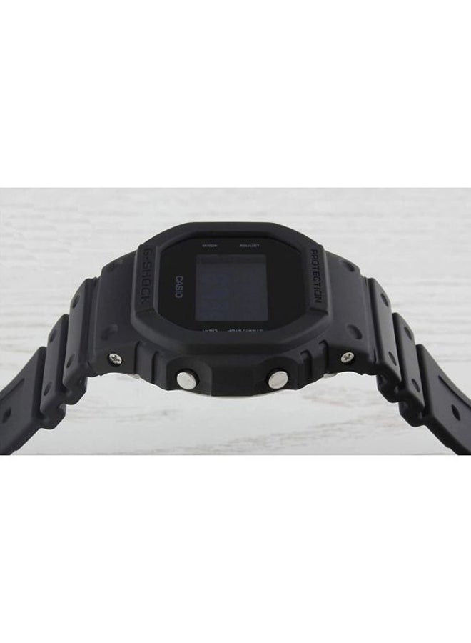 كاسيو ساعة رقمية مقاومة للماء G-Shock DW-5600BB-1ER - Image 4