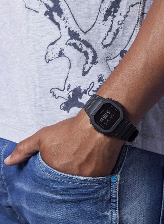 كاسيو ساعة رقمية مقاومة للماء G-Shock DW-5600BB-1ER - Image 5