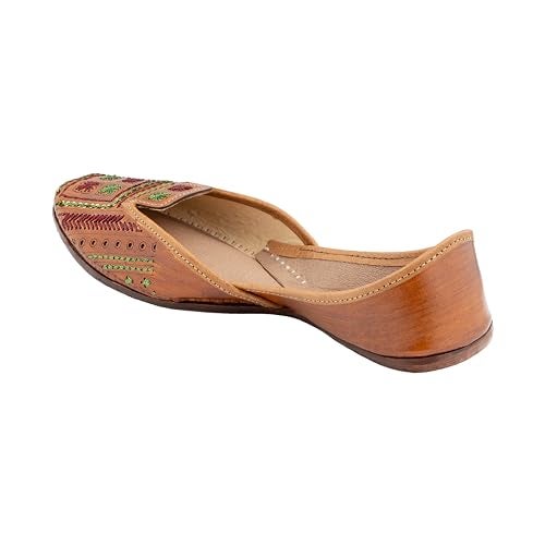 KORAKARI Women's Genuine Leather Traditional Ethnic Artsy Tan Handmade Punjabi Jutti, Leather Flat Comfortable Mojaris for Girls (Size: UK6, Tan) - Image 3