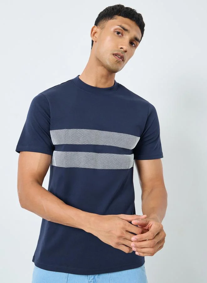 Styli Styli Men Navy HD Print Mock Neck T-Shirt