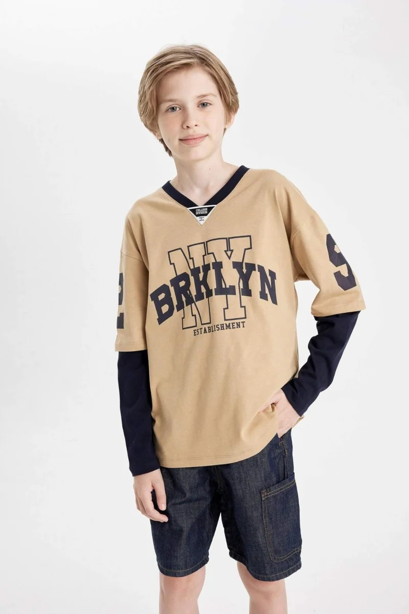 DeFacto Boy Oversize Wide Mold V Neck Text Printed Long Sleeve T-Shirt C9279A824AU