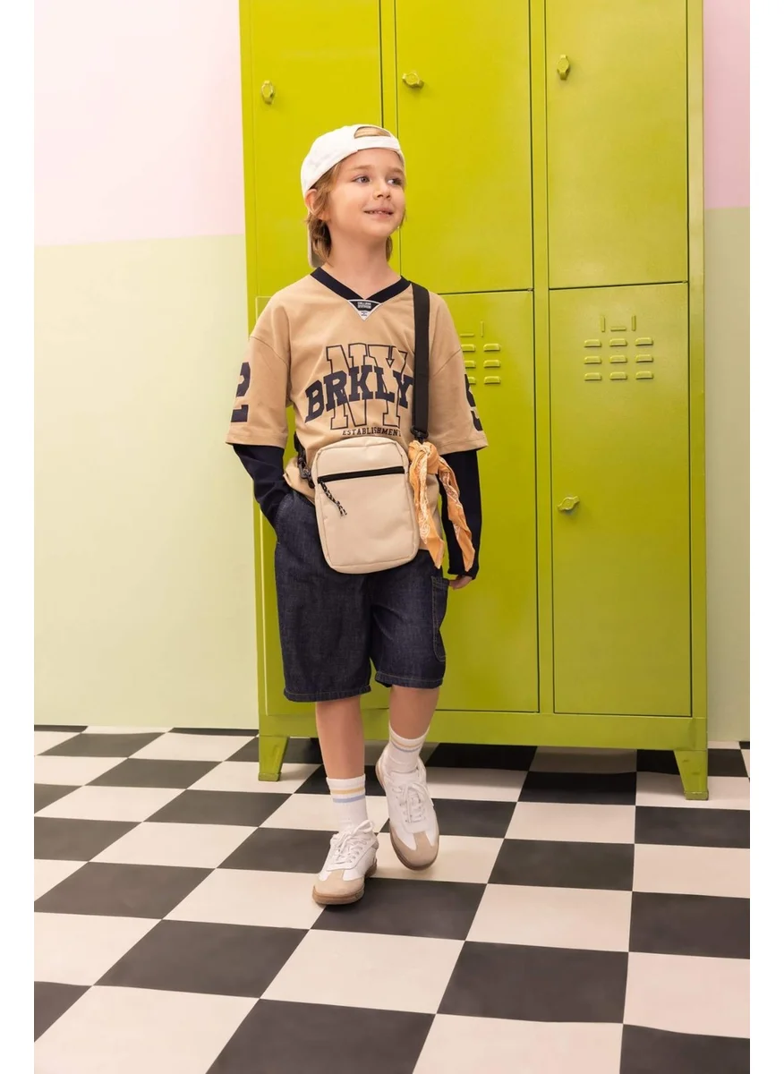 DeFacto Boy Oversize Wide Mold V Neck Text Printed Long Sleeve T-Shirt C9279A824AU