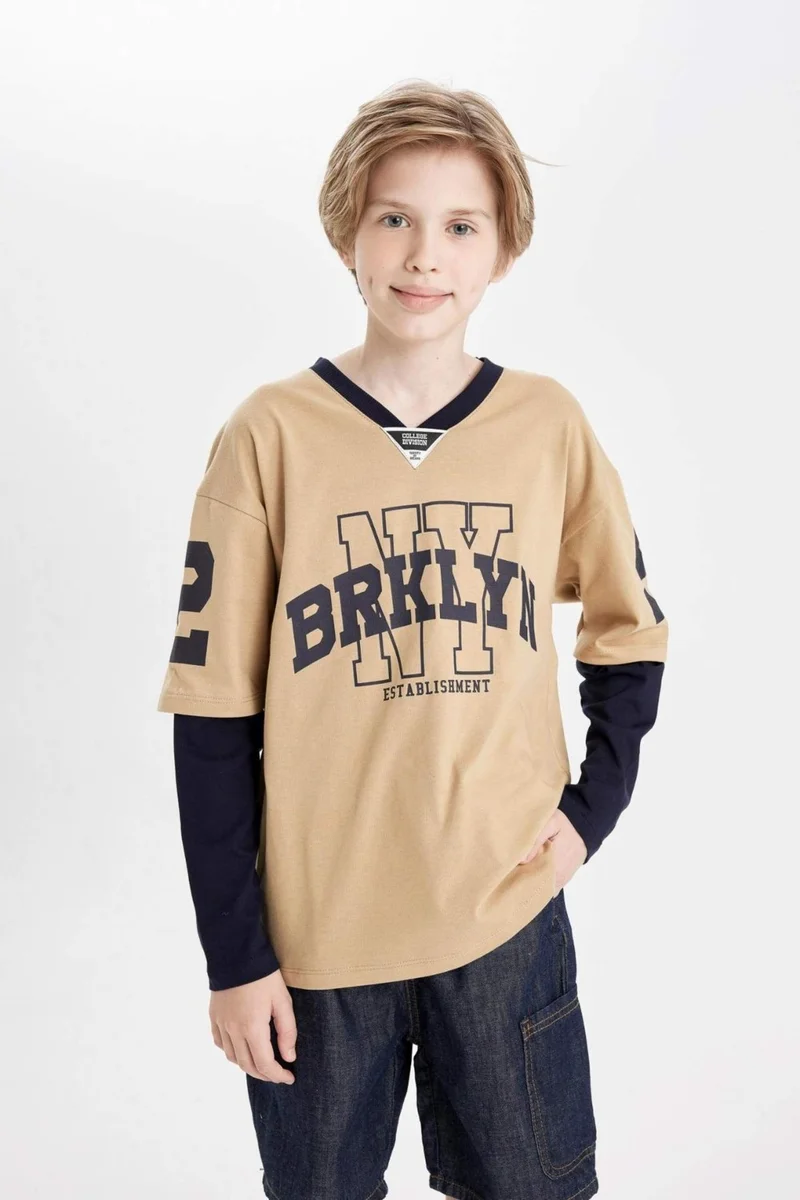 DeFacto Boy Oversize Wide Mold V Neck Text Printed Long Sleeve T-Shirt C9279A824AU