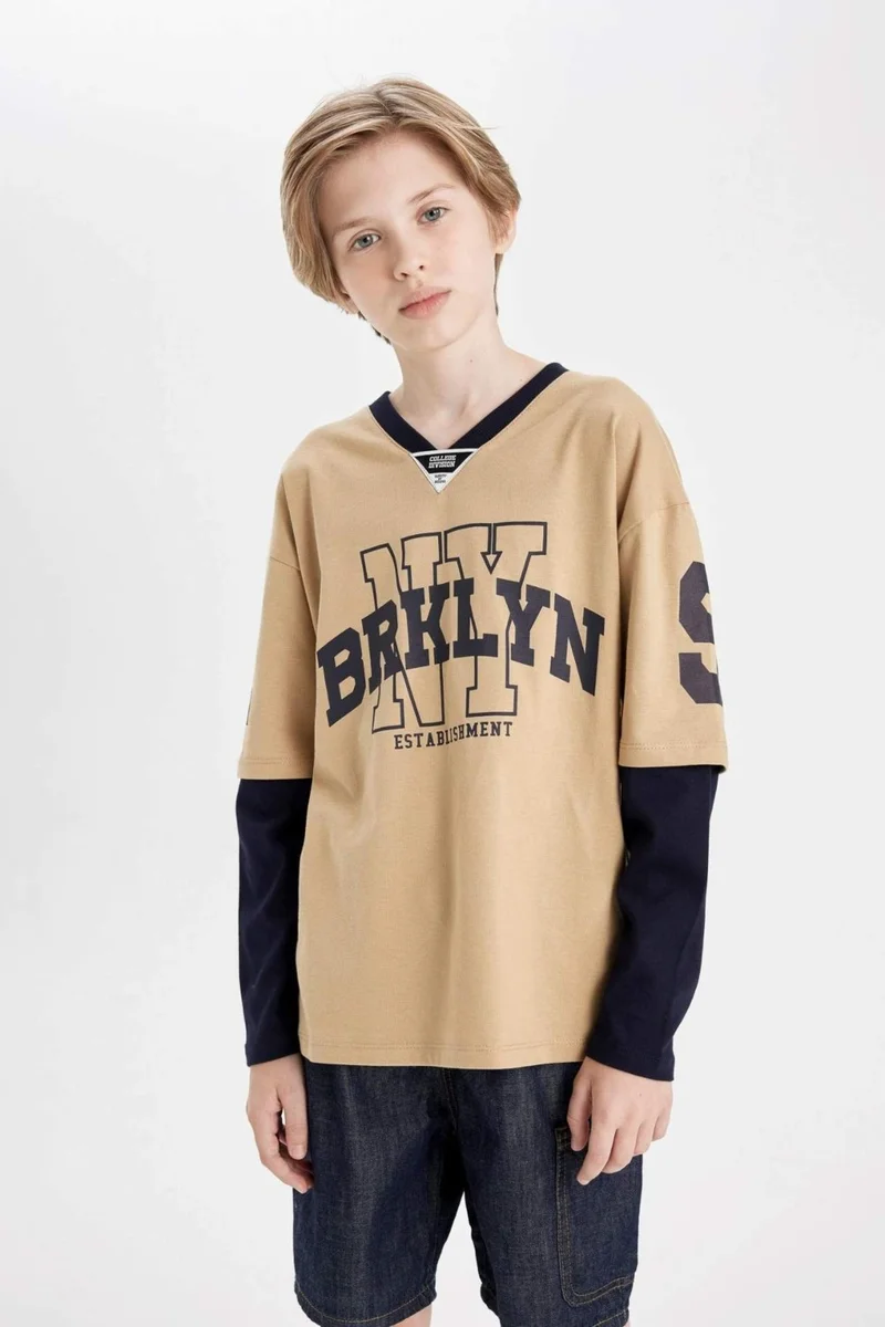 DeFacto Boy Oversize Wide Mold V Neck Text Printed Long Sleeve T-Shirt C9279A824AU