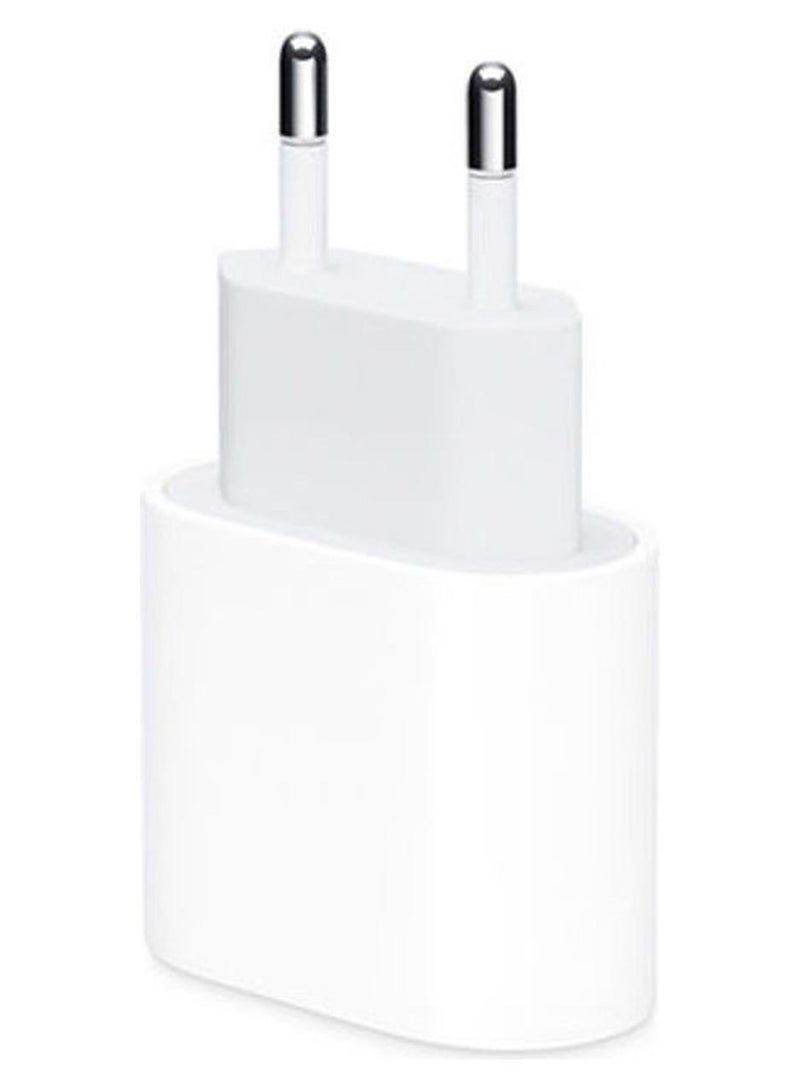 ابل  محول تيار بمنفذ USB-C مصمم بسنين أبيض - Image 1