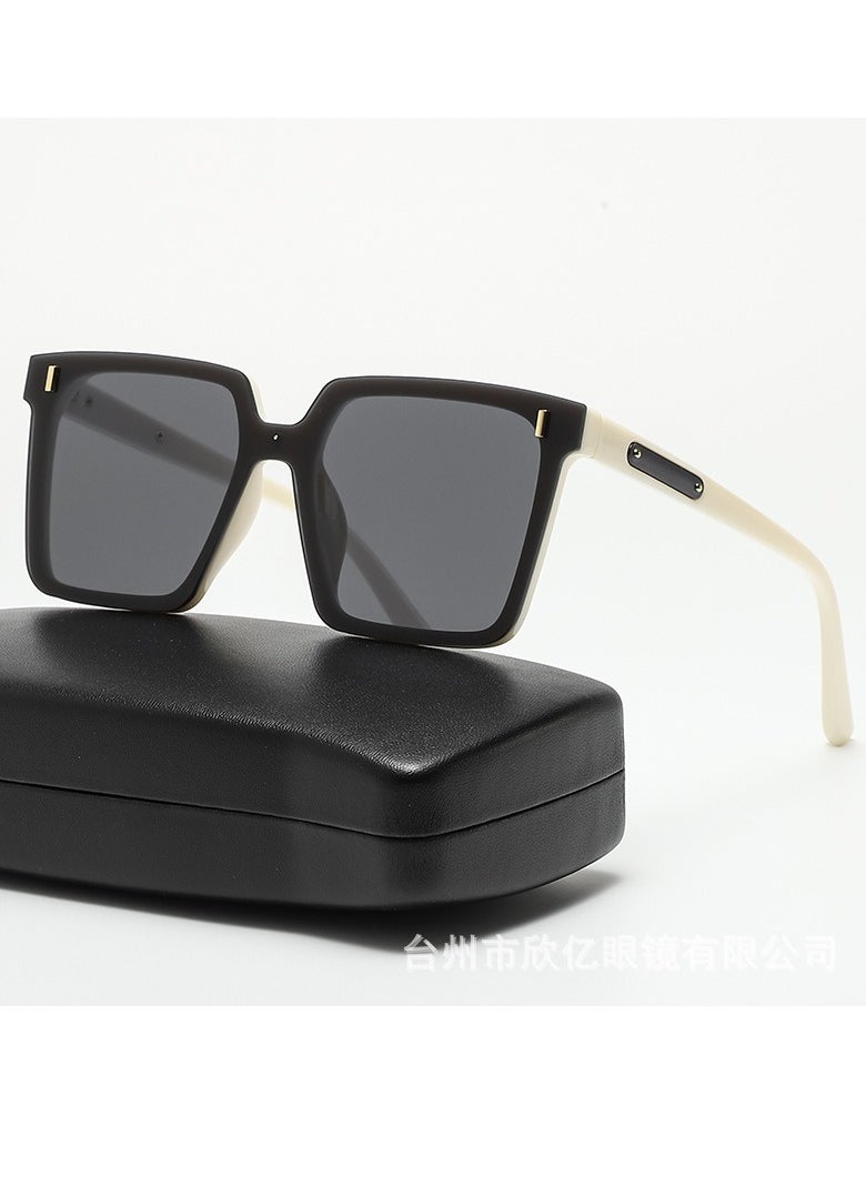 General Fashion Oversized Square Sunglasses UV Protection Luxury Curved Lens Sunglasses for Men and Women  - Image 1