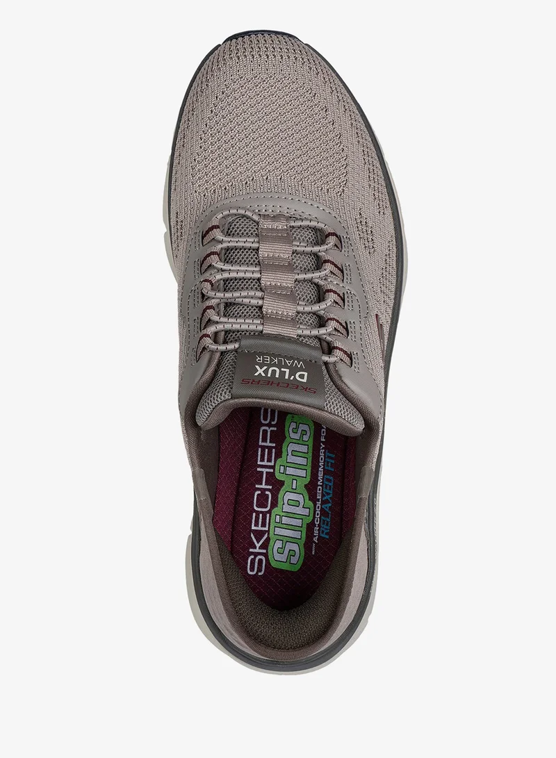 سكيتشرز ديلوكس ووكر . ريزينيت