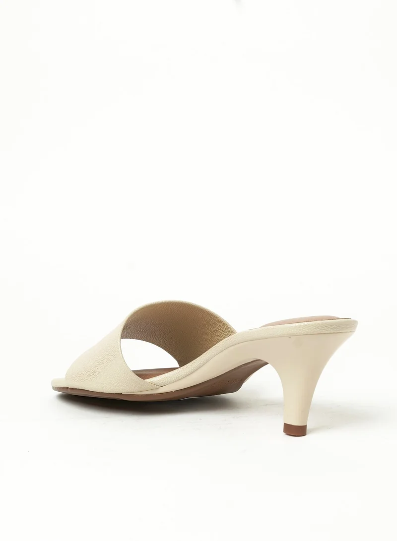 Beira Rio Cream Heels Sandal for Women – Stylish Ladies Heel Sandals & Sling Back Heels for Girls for Women | Best Price UAE