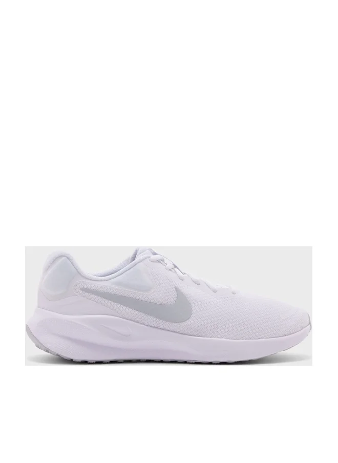 Nike Revolution 7