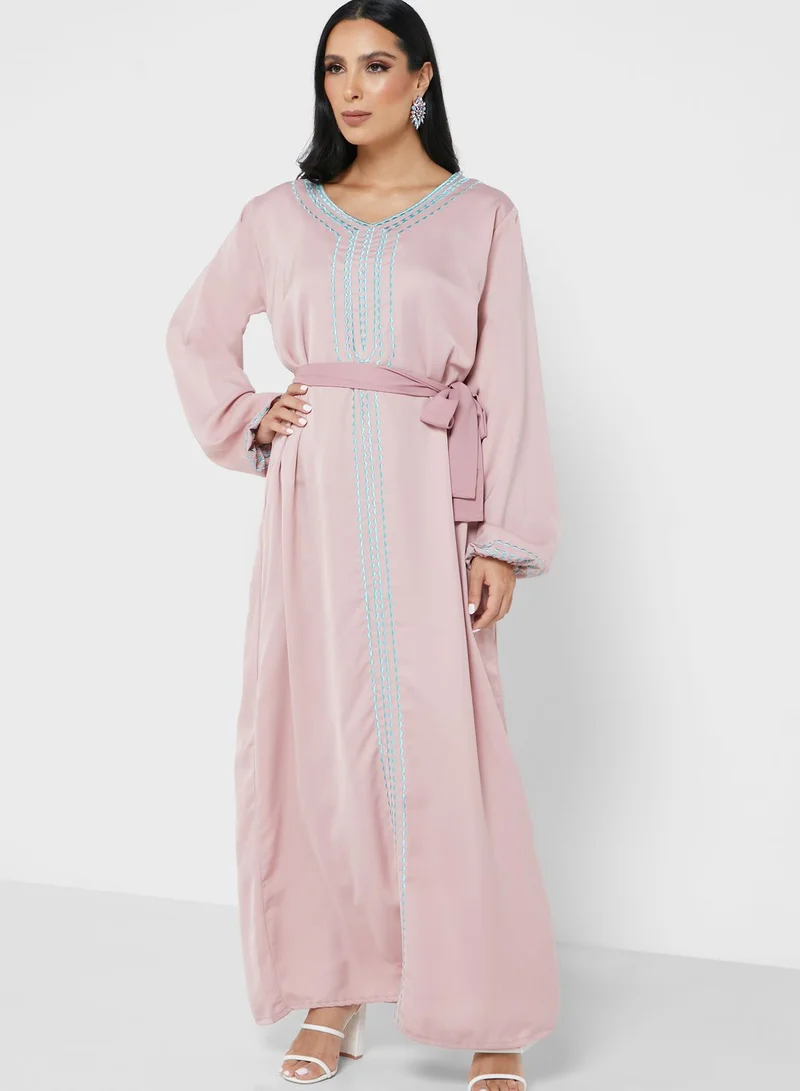 hayas closet Embroidered Jalabiya