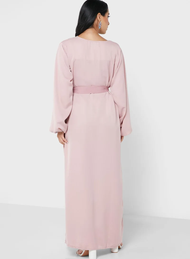 hayas closet Embroidered Jalabiya