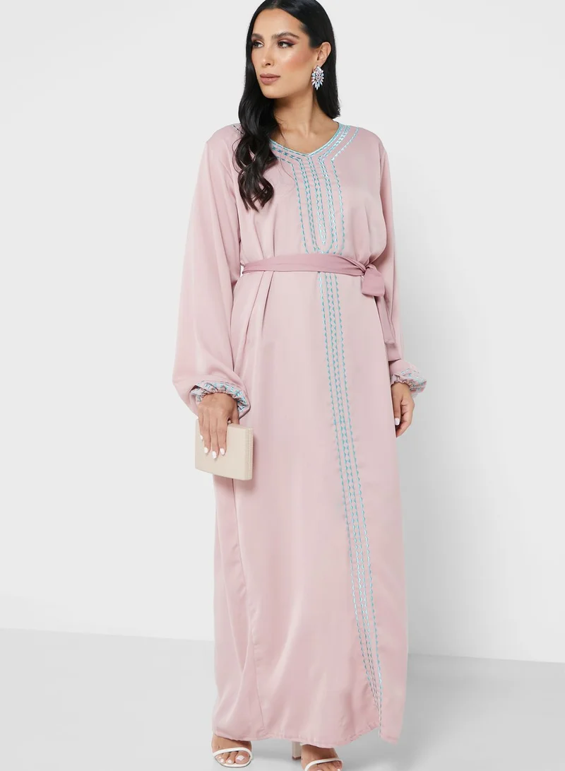 hayas closet Embroidered Jalabiya